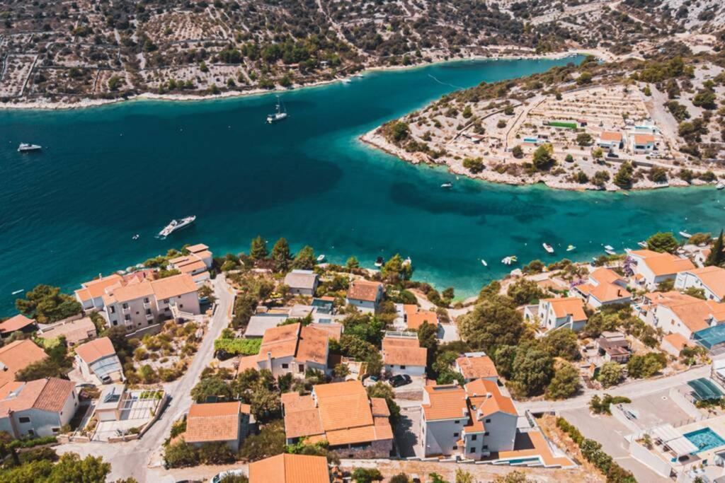 One Bedroom Apartment With Terrace And Seaview - B Sevid Εξωτερικό φωτογραφία